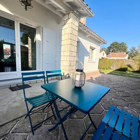 Jolie Maison 2 Avec Jardin A - Ideal Familles - Parking Gratuit - Confort Equipee Hébergement de vacances *