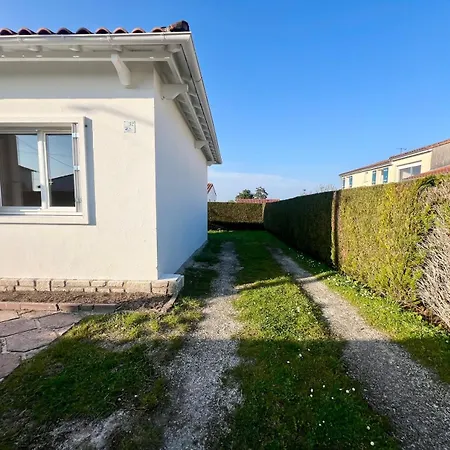 Jolie Maison 2 Avec Jardin A - Ideal Familles - Parking Gratuit - Confort Equipee Hébergement de vacances