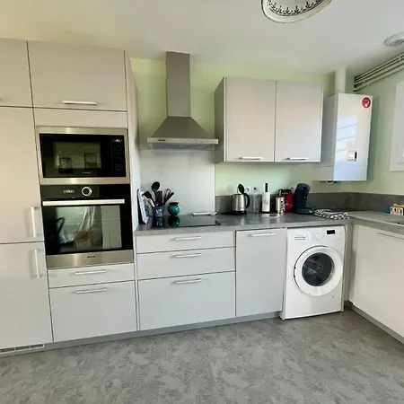 Hébergement de vacances Jolie Maison 2 Avec Jardin A - Ideal Familles - Parking Gratuit - Confort Equipee *